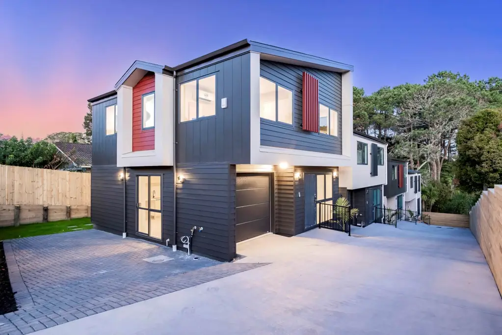 Sunnynook 3 Bedroom Charming Home in Rangitoto & Westlake School Zones