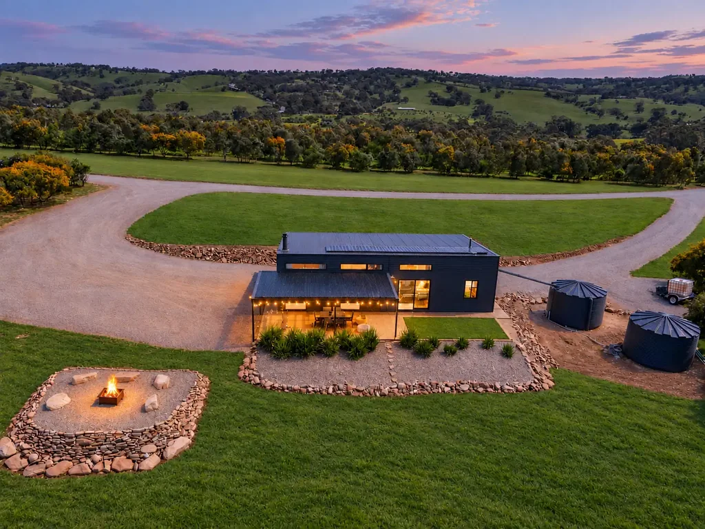Currency Creek AQUILA - A Private Rural Retreat With Extraordinary Possibilities