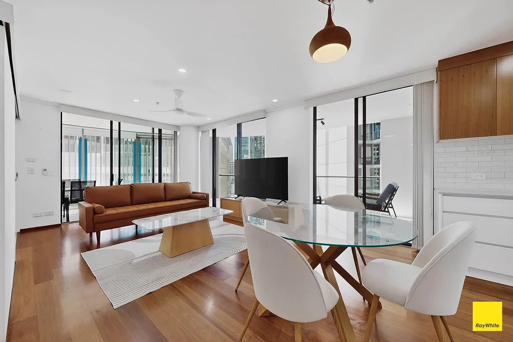 Furnished CBD Apartment Offering Style, Space & Convenience