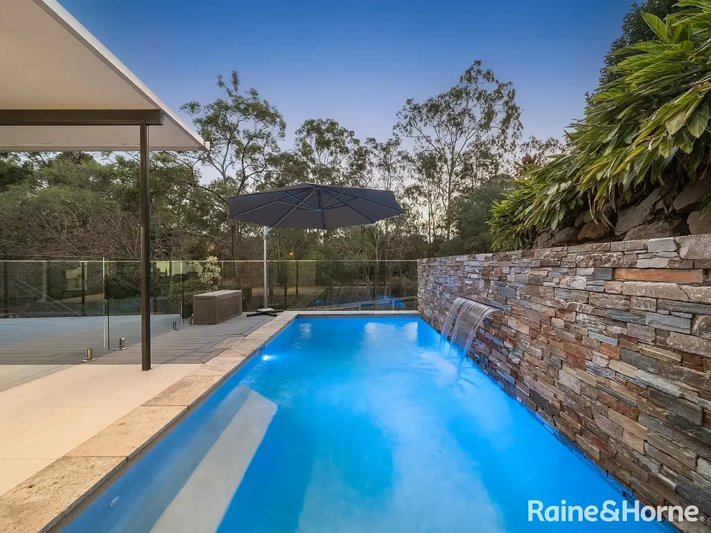 Eatons Hill 4બેડરૂમ An Impressive Residence of Scale, Style and Distinction