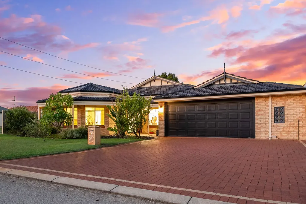 2 Caspian Terrace, Canning Vale, WA 6155
