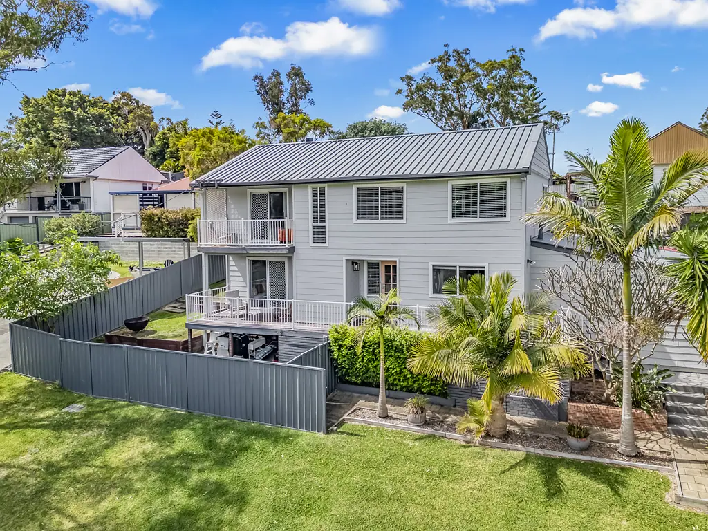1 Haslemere Crescent, Buttaba, NSW 2283