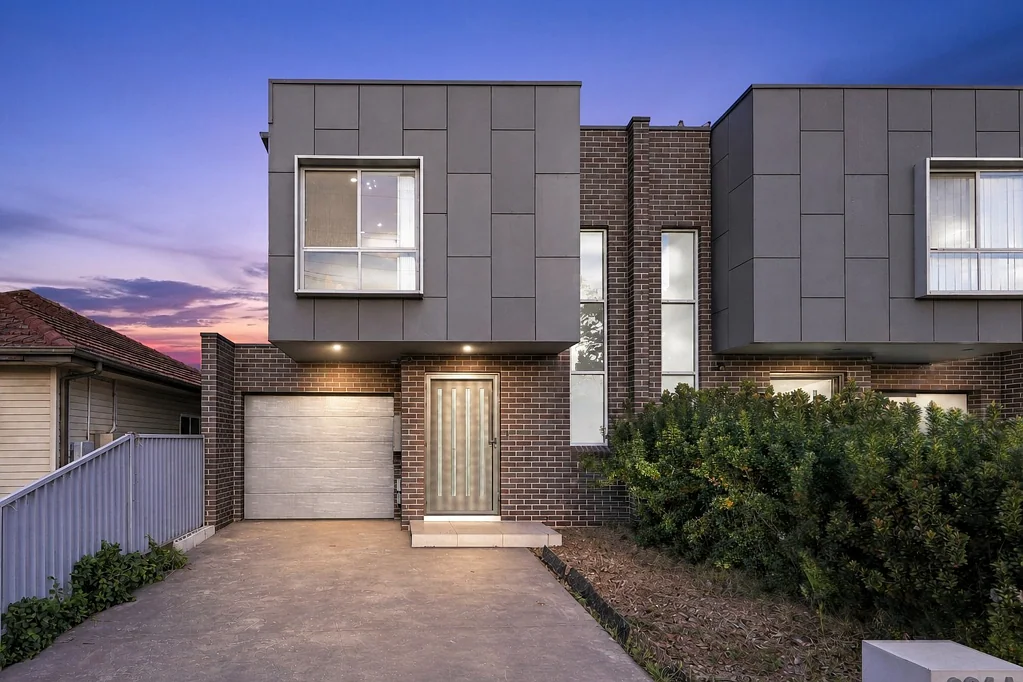 Guildford 5બેડરૂમ Effortless Family Living | Five Bedrooms | Level & Easy-Care