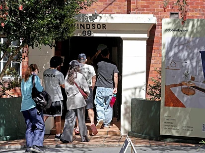 扎心！澳洲退休金差距曝光：房主轻松躺平，租客压力爆表......