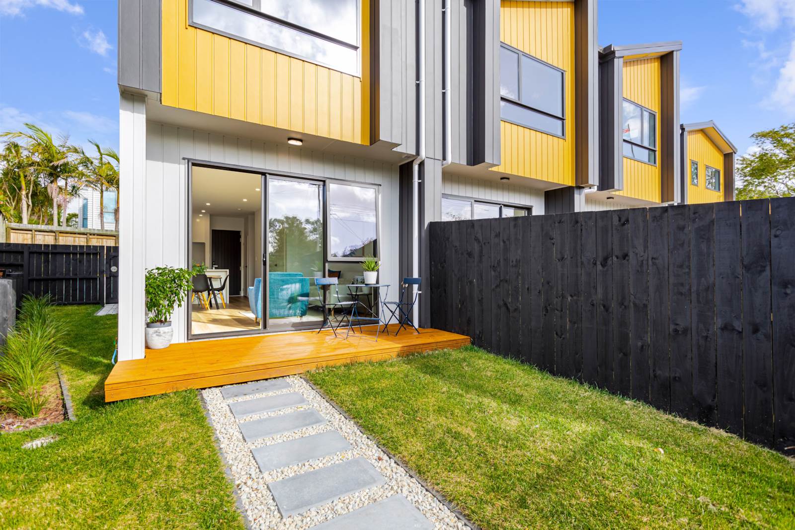 1/12 Fraser Road, Narrow Neck, Auckland - North Shore, 2 habitaciones, 1 baños, Townhouse