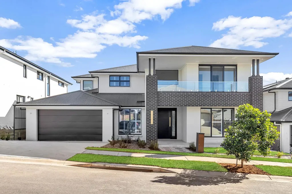 Brand New Spacious Luxury Home!