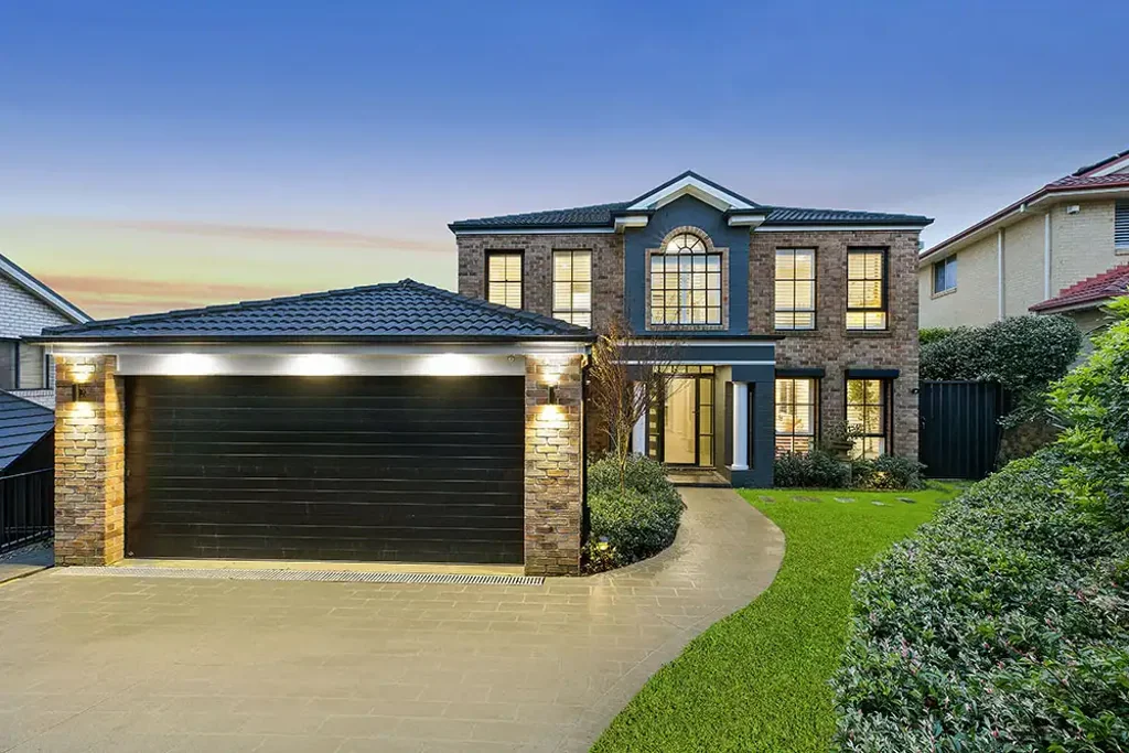 Erina 4 Bedroom Spectacular Resort Style Living – Premium Neighbourhood