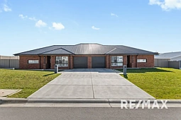 25 Valencia Drive, Gobbagombalin