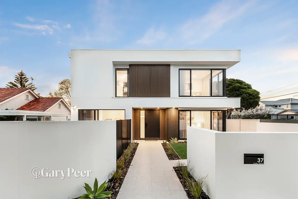 Bentleigh East 5침실 Architectural excellence meets effortless family luxury