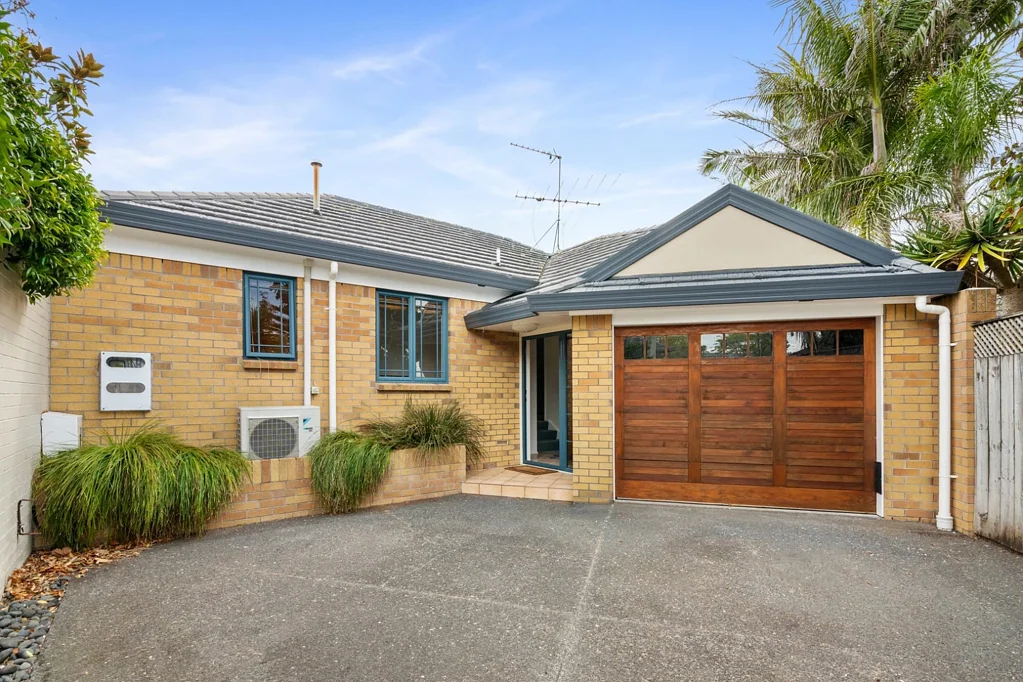 Private & Secure Standalone Home in Prime Kohimarama Location