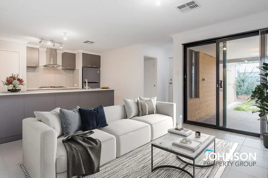 LOW MAINTENANCE LIVING IN A PRIME LOCATION