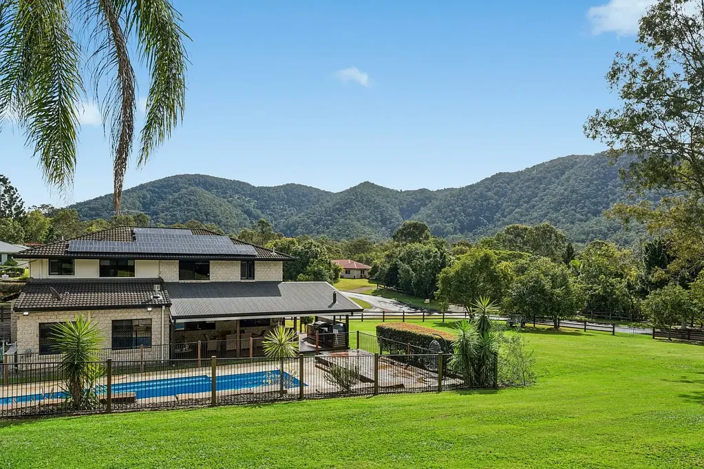 Highvale 5ਬੈੱਡਰੂਮ Exceptional Resort-Style Acreage Living with Every Detail Thoughtfully Considered