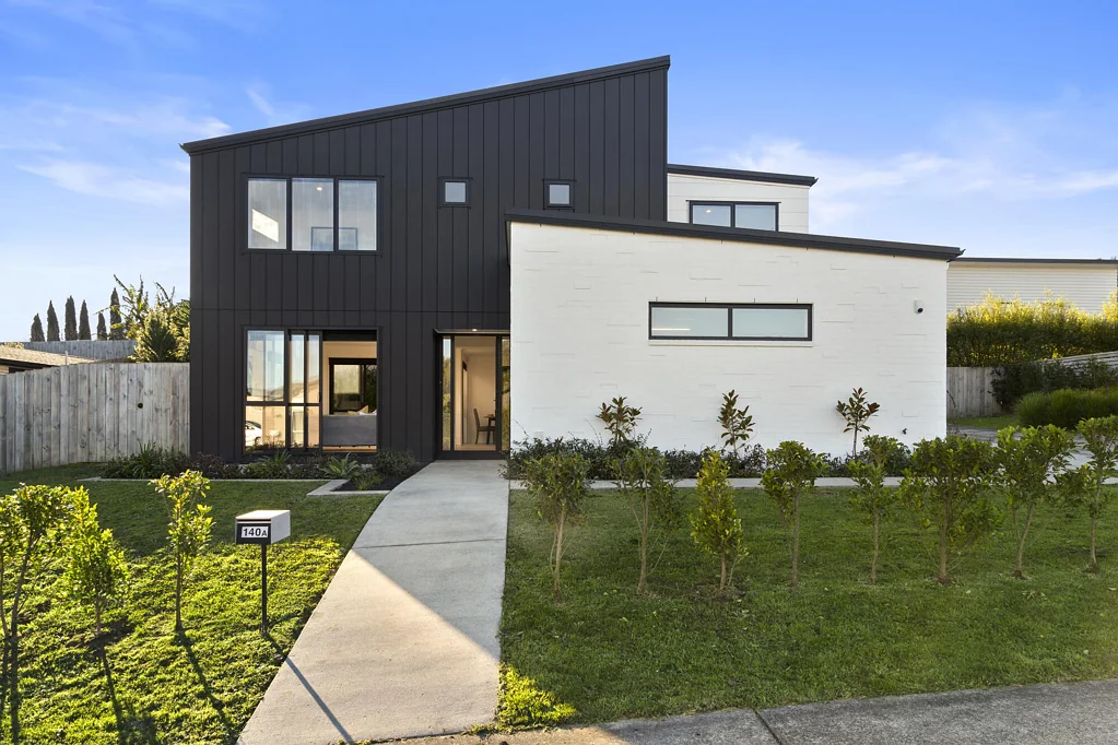 Pukekohe 4Phòng ngủ Stylish, spacious & perfectly positioned