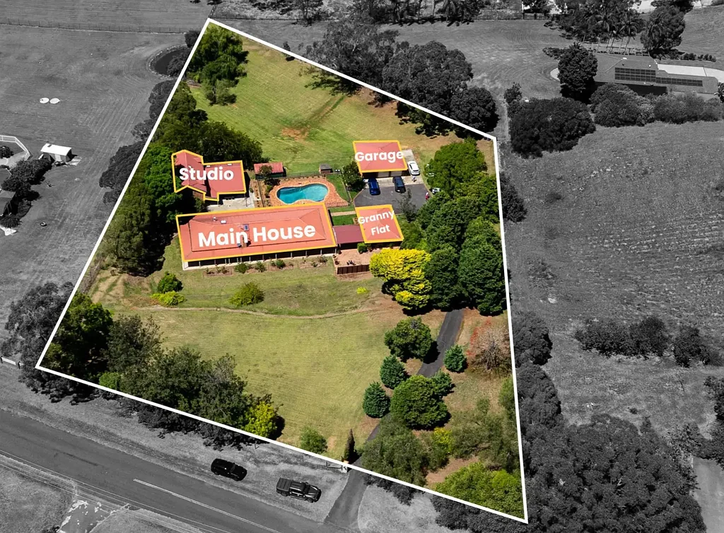 Denham Court 6 Slaapkamer Dual Occupancy - Suit Multiple Families