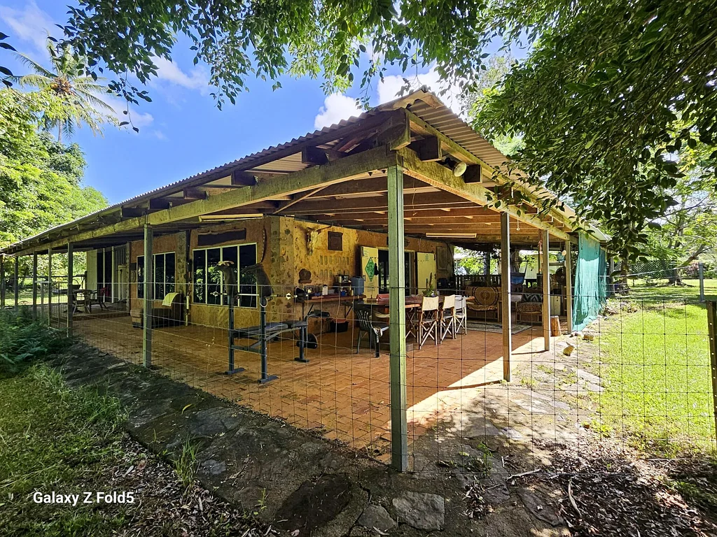 Cooktown Unique Acreage Retreat with Creekside Lifestyle & Rare River Access