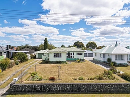 54 Neal Street, Putaruru