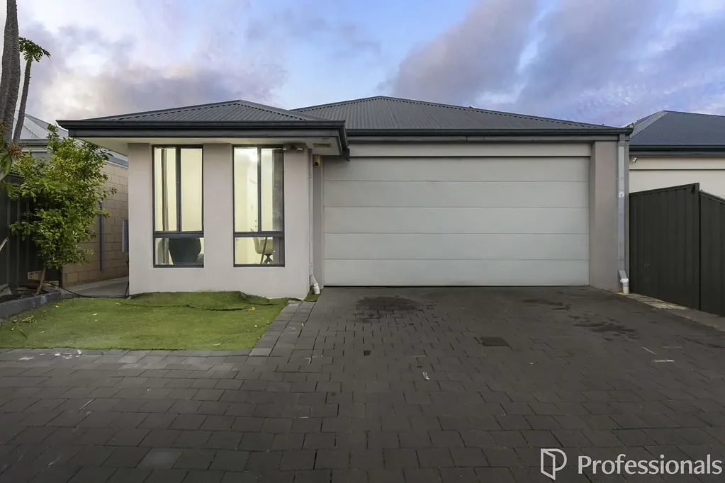 Landsdale 3બેડરૂમ For Sale by Tom Zdunek