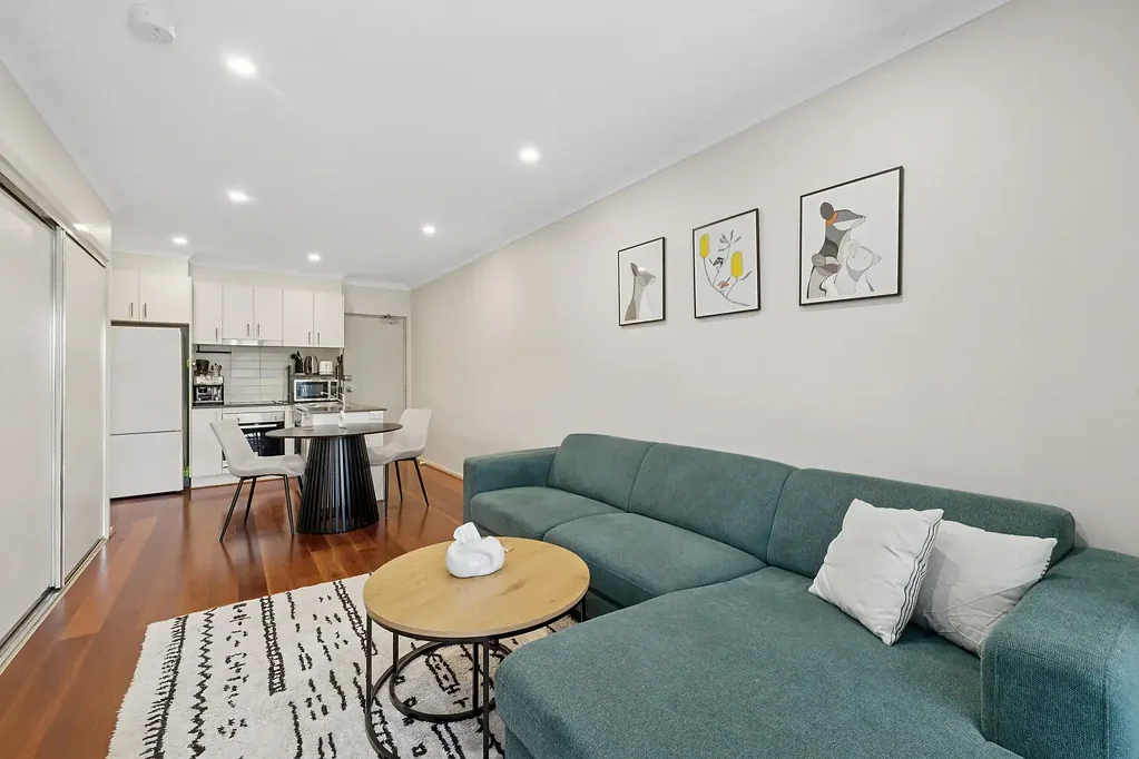 4/13 Majura Avenue, Dickson, ACT 2602