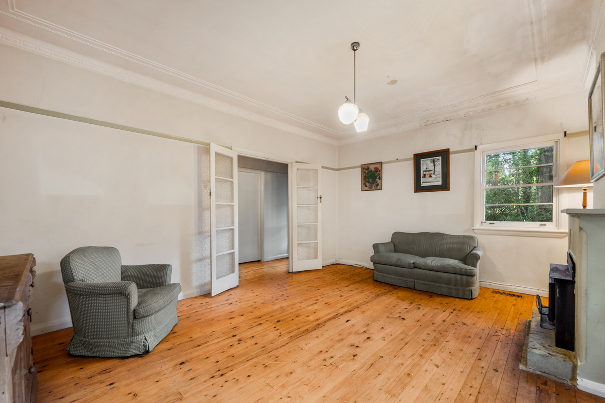 34 DARLEY ST, KATOOMBA NSW 2780, 0 Bedrooms, 0 Bathrooms, House