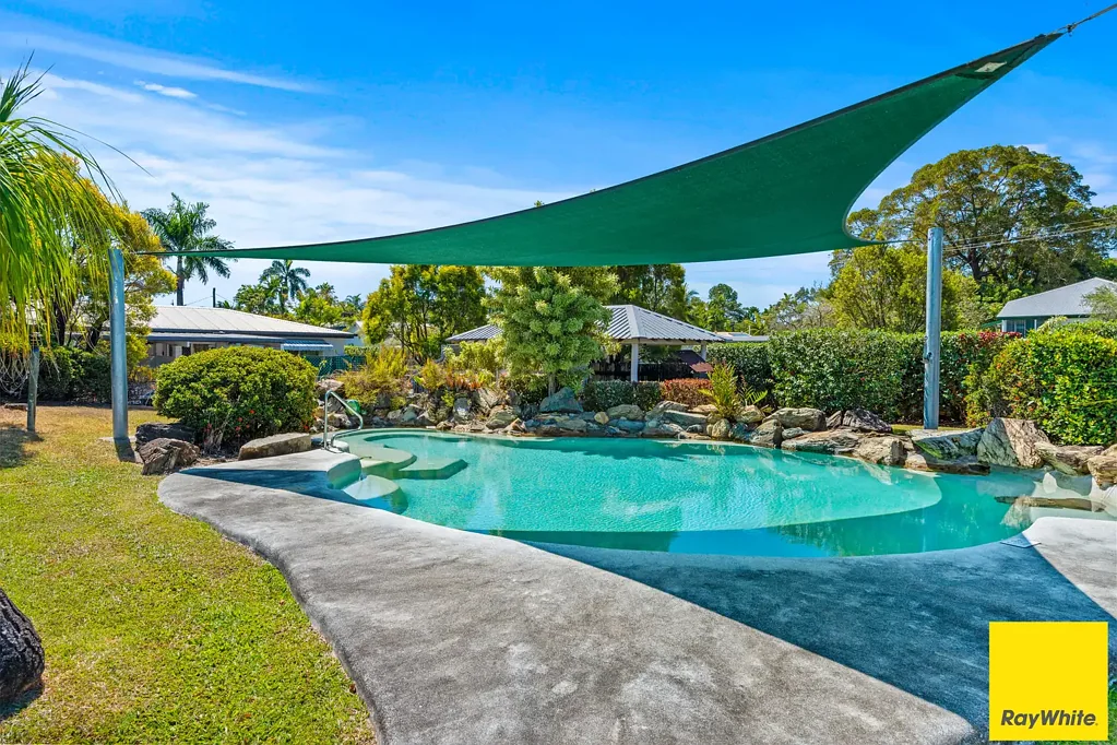 Mooroobool 2房  Investor Opportunity - Strong Returns in a Prime City-Fringe Location