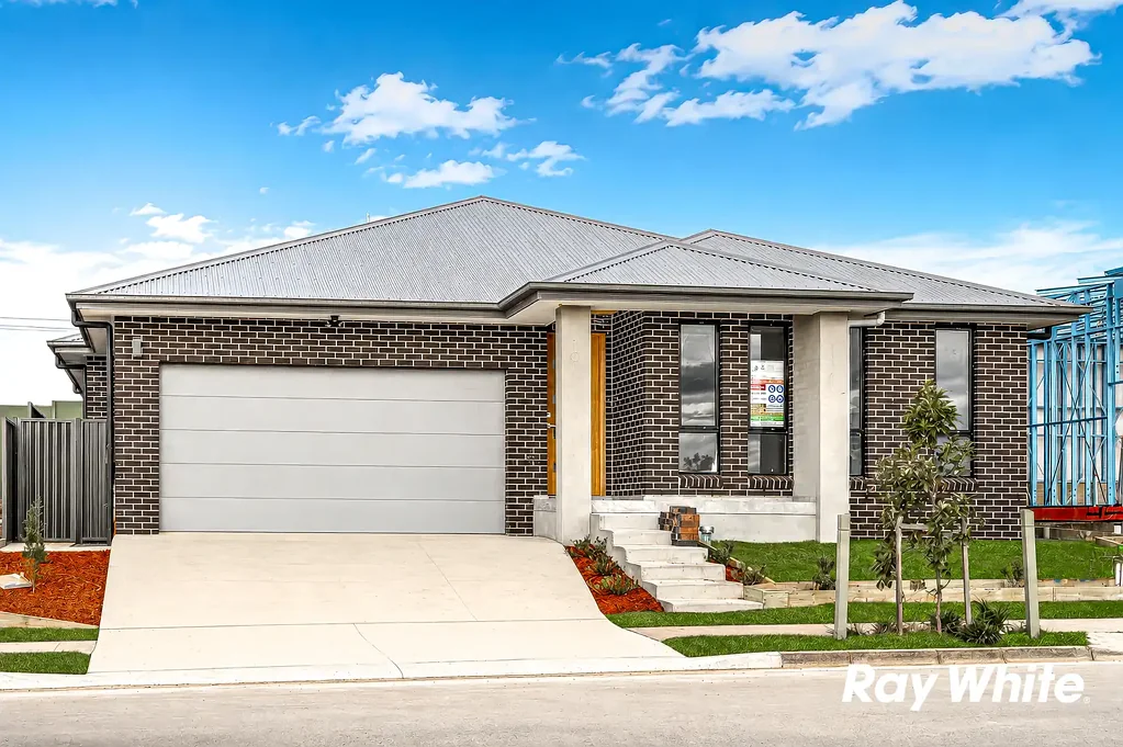 PRIVATE BRAND NEW GRANNY FLAT | In Prime Location of Gilead!