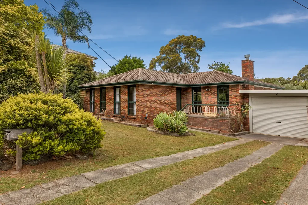 Spacious 3-bedroom house with desirable surroundings