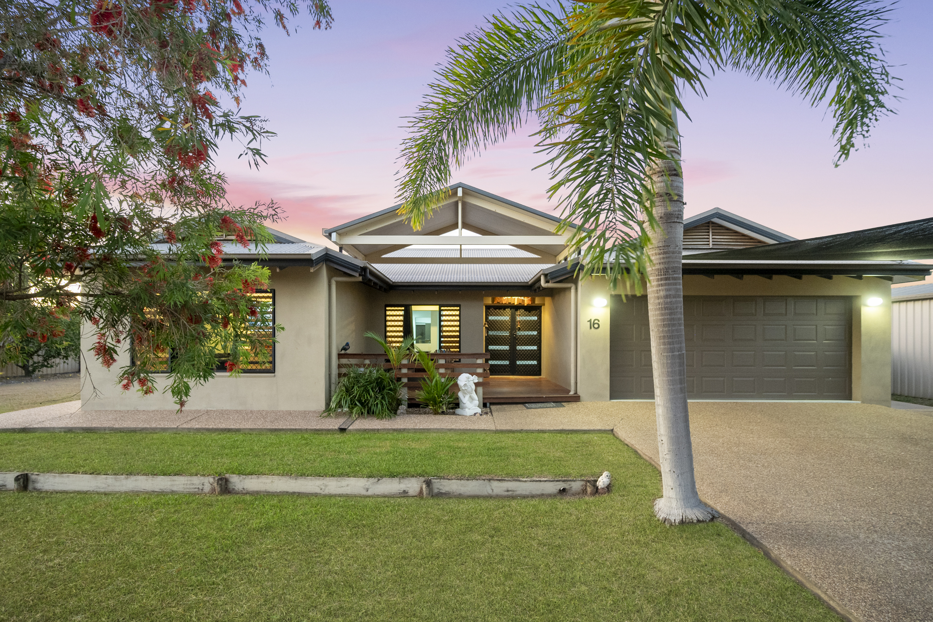 16 BRONCO CT, KELSO QLD 4815, 0 chambres, 0 salles de bain, House