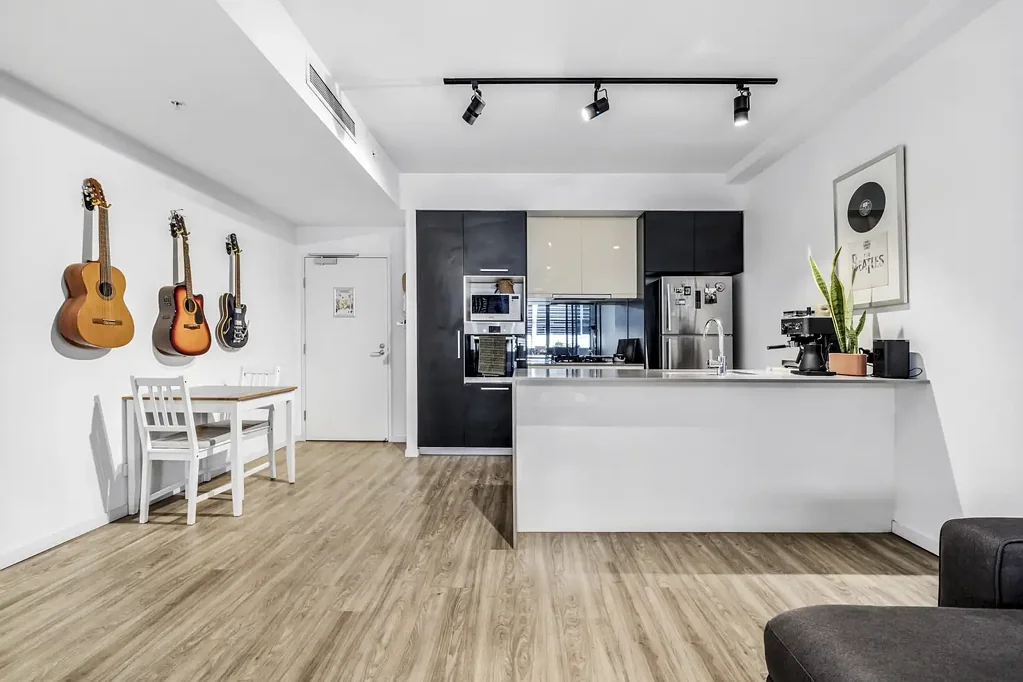 1024/9 Edmondstone Street, South Brisbane, QLD 4101