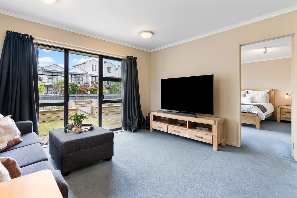 8/5 Carolina Place, Albany, North Shore City, Auckland