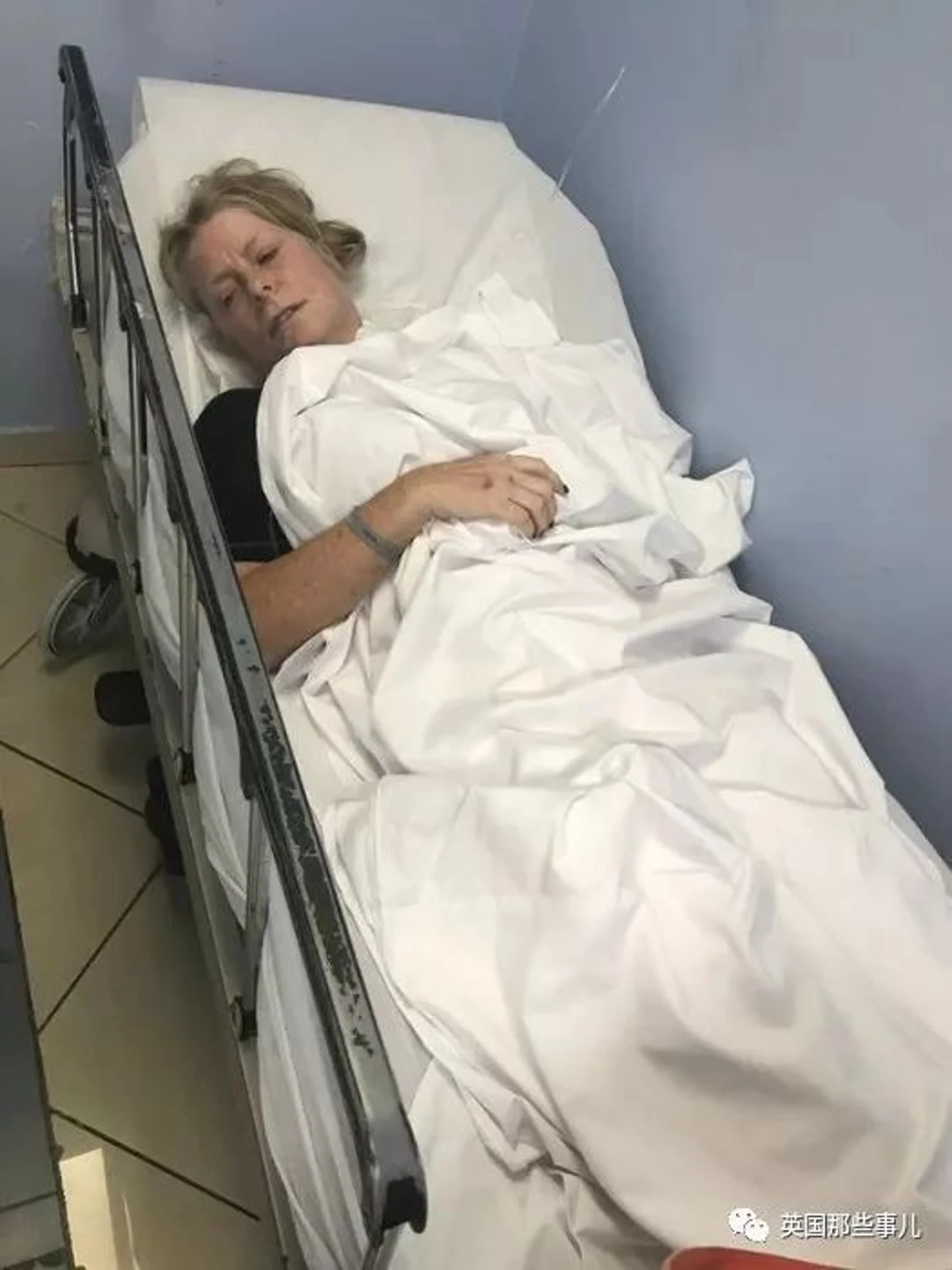 妻子在异乡染病去世,医院寄回的遗体,缺了9件器官……