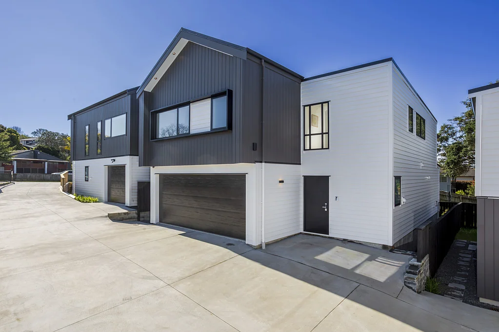24B Scarlock Avenue, Browns Bay, North Shore City, Auckland