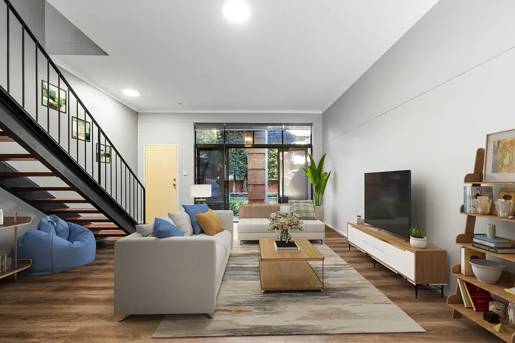 IMPRESSIVE THREE BEDROOM TOWNHOUSE