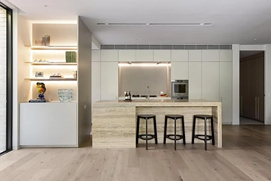 Kooyong 3房 Carr Architects设计 精品三房两卫 V-Zug厨房 Subzero冰箱 私人庭院露台 步入式衣帽间 地下车位 Mansard