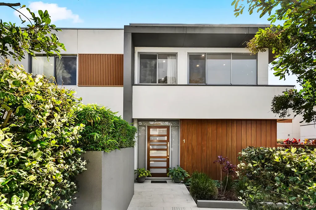 Caringbah South 3ਬੈੱਡਰੂਮ Luxurious freestanding living in Caringbah South