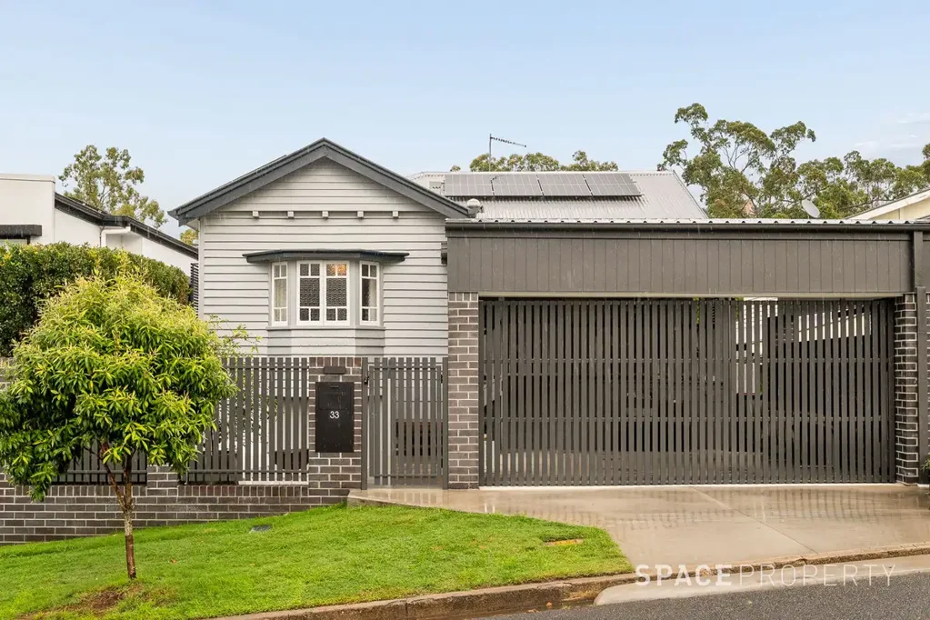 Bardon 5Zimmer Spacious Family Living Surrounded by Greenery