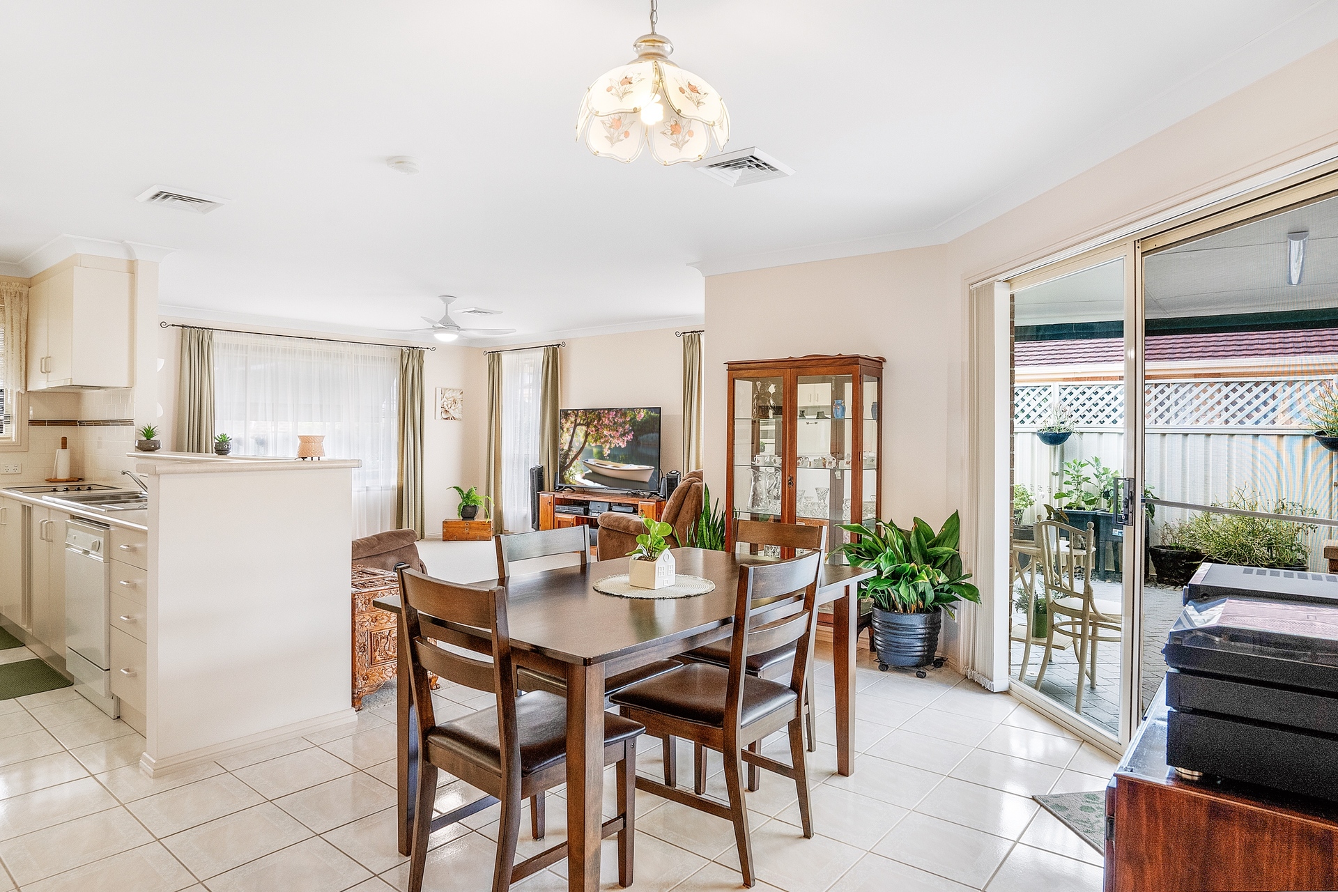 UNIT 1 9 HUNTLY CL, TUNCURRY NSW 2428, 0部屋, 0バスルーム, House