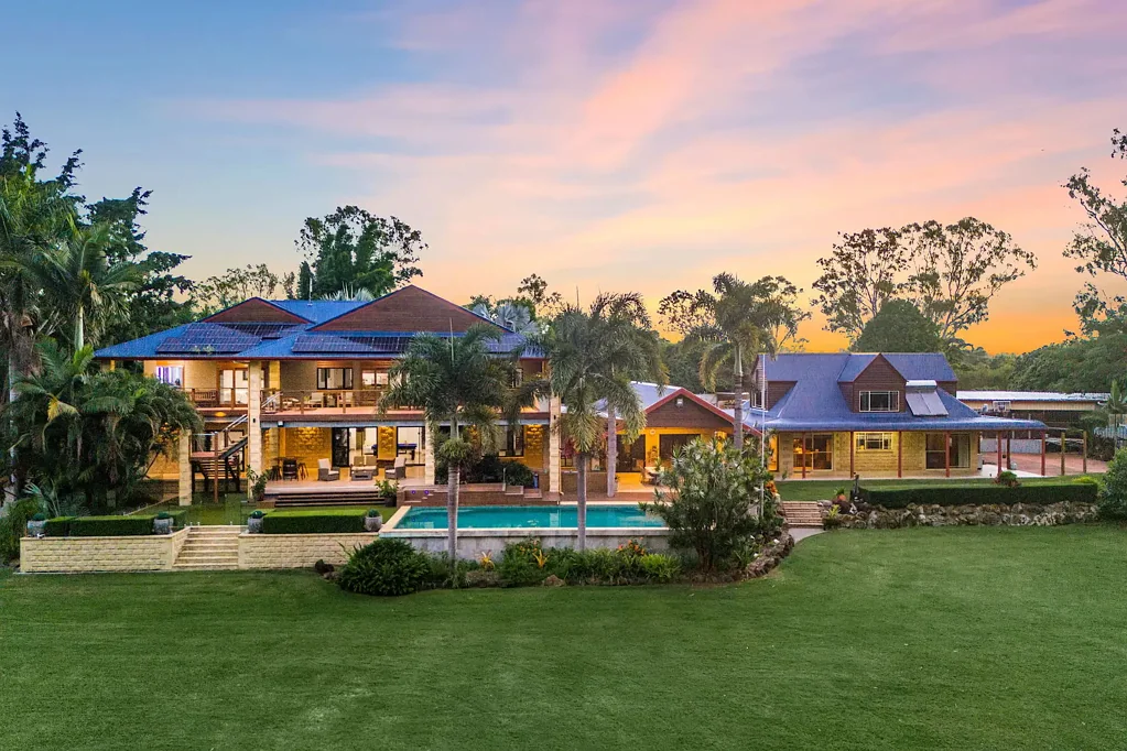 South Kolan 6部屋 Pristine 50-Acre Riverfront Estate