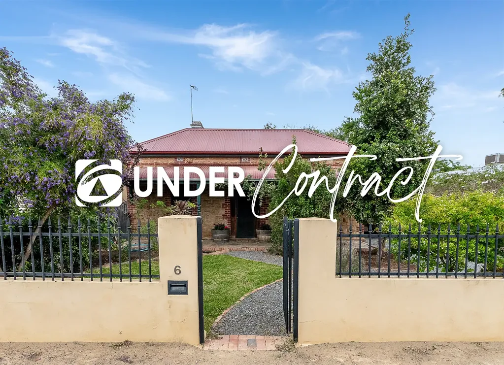 Murray Bridge 4 Bedroom UNDER CONTRACT | Centrally Located | Timeless Character Home