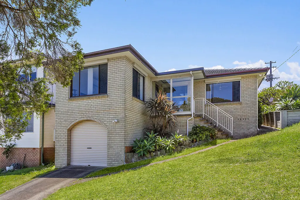 2 Cleary Avenue, Kanahooka, NSW 2530