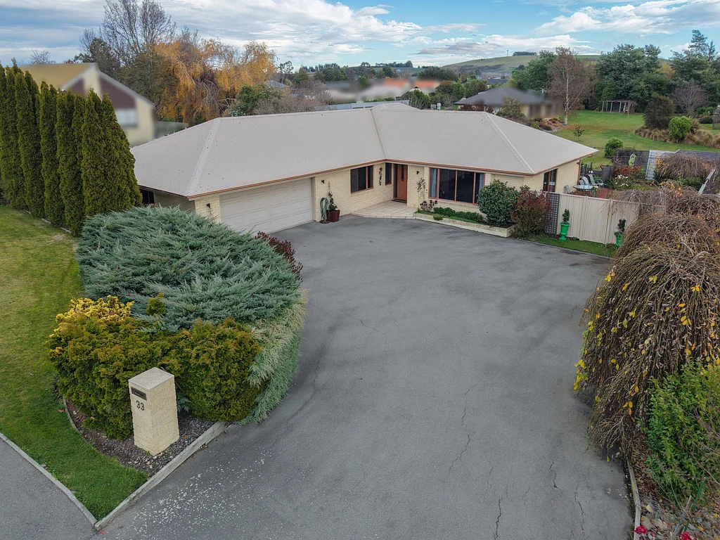 Weston 3 Bedroom THE BEST OF TOWN & COUNTRY