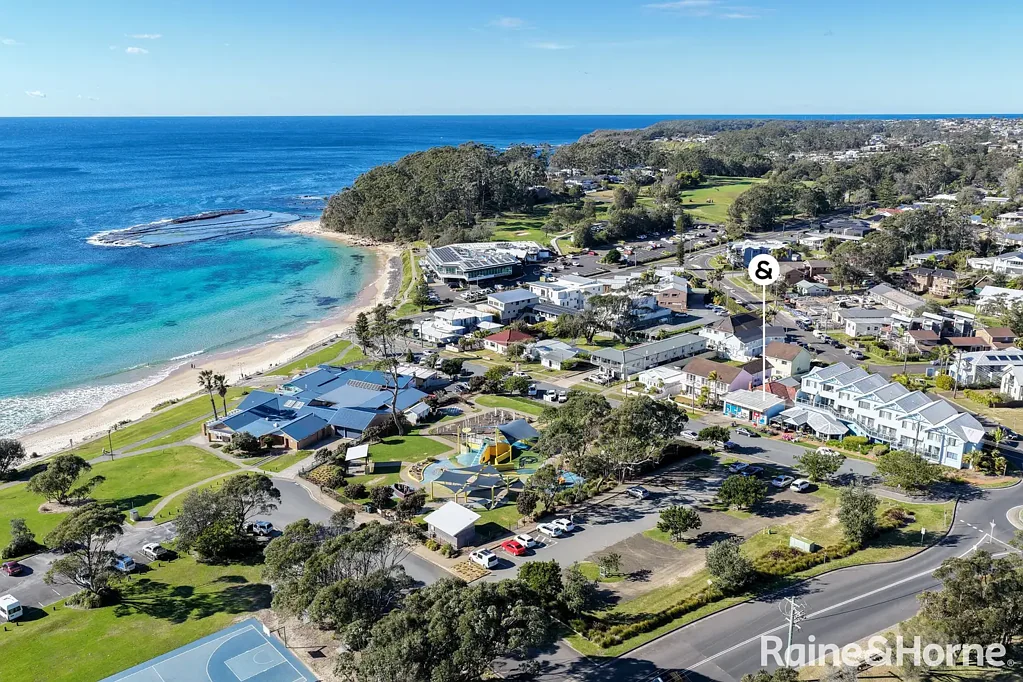 64 Ocean Street, Mollymook, NSW 2539