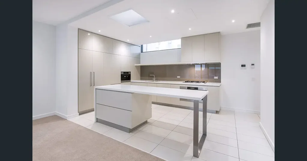 Sophisticated Townhome Offering Premium Inner City Living