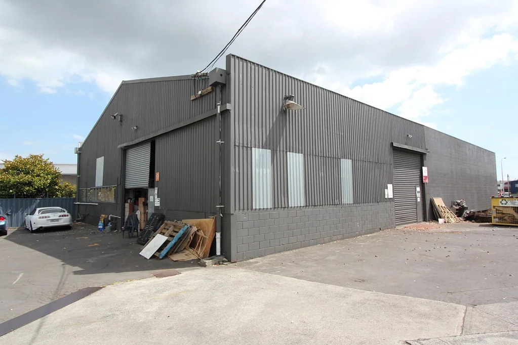Penrose CBRE - 606sqm on Neilson Street