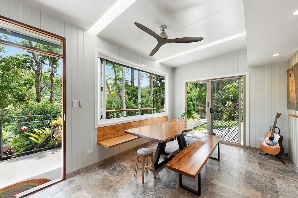 46 Kinabalu Drive, Tamborine Mountain, QLD