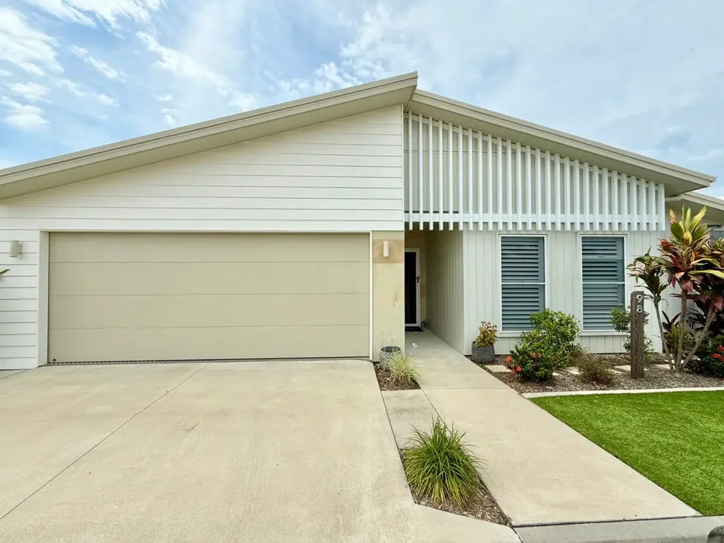 98/5 Serenity Drive, Eli Waters, QLD 4655