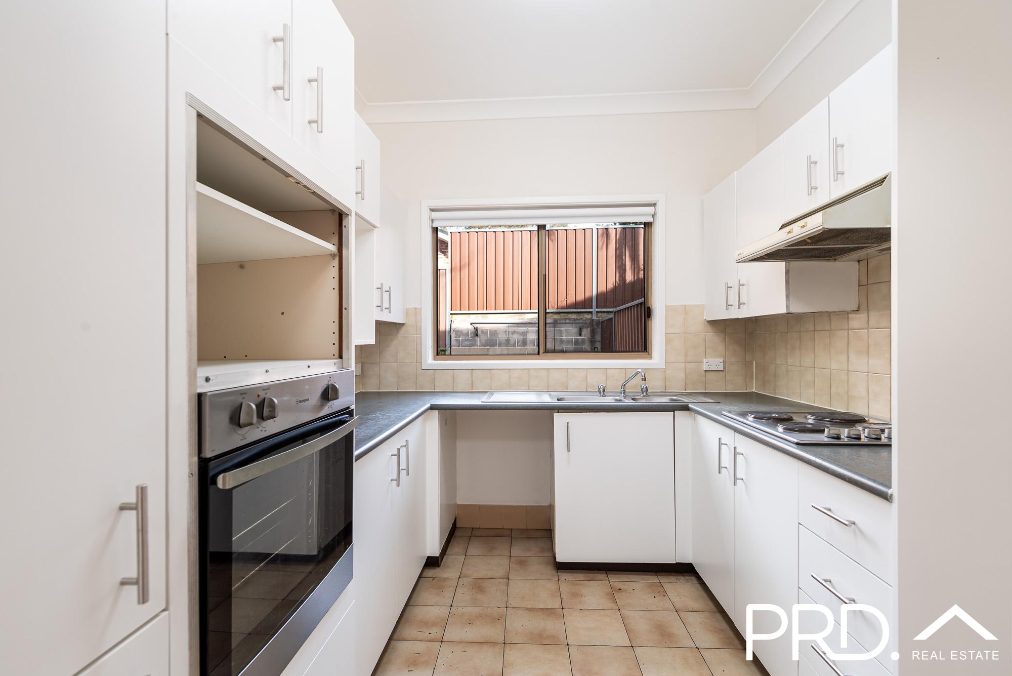 UNIT 10 135-143 REX RD, GEORGES HALL NSW 2198, 0 Kuwarto, 0 Banyo, House