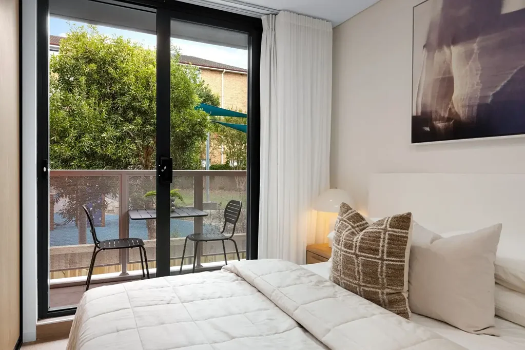 Brand NEW | Fully Furnished Studio | All Bills Included | Canvas Perks | Central Kingsford