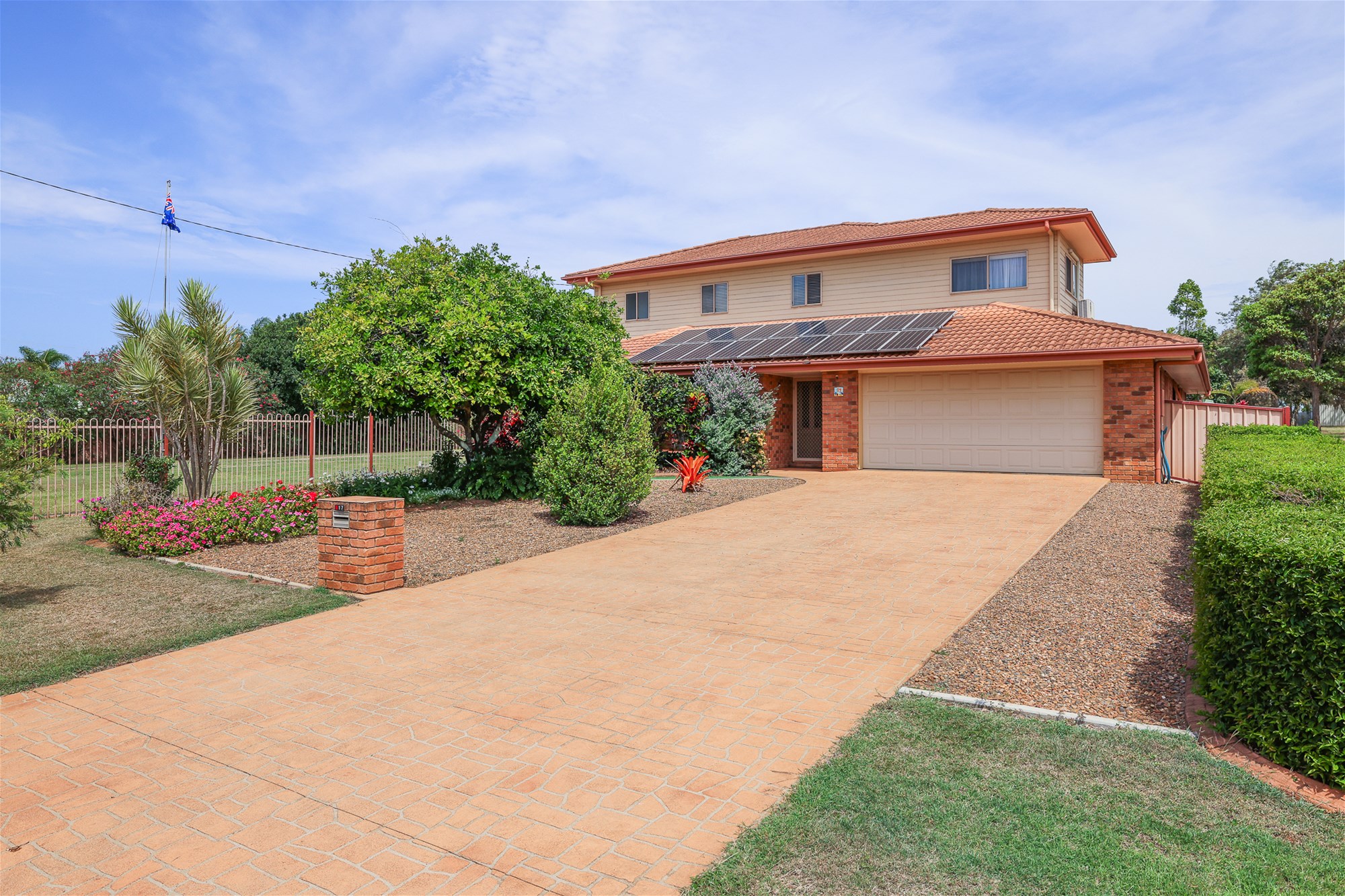 17 MILTON ST, BURNETT HEADS QLD 4670, 0房, 0浴, House