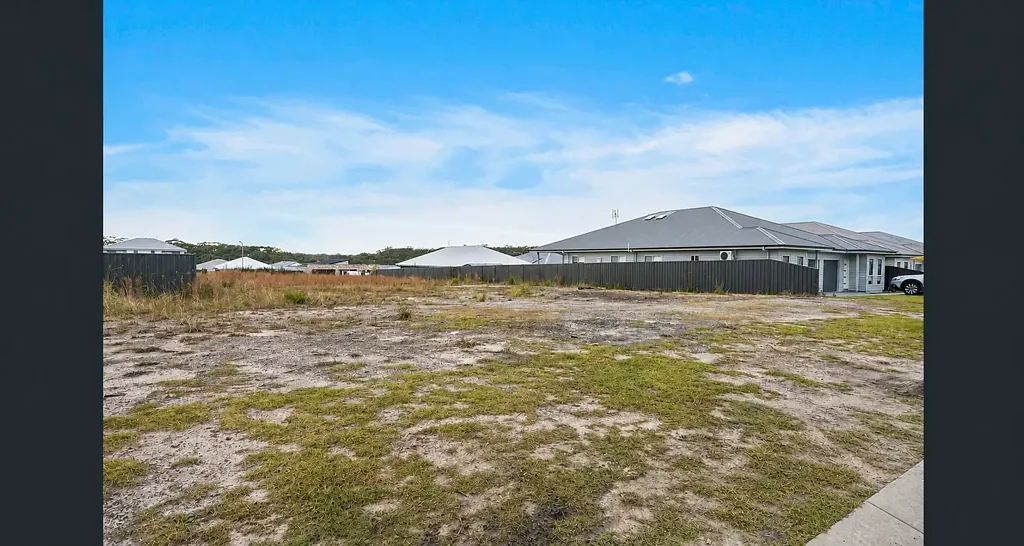 Sussex Inlet Flat block perfect for multiple dwellings STCA.