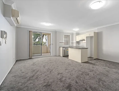 11/4-6 Lachlan Street, Liverpool, South Western Suburbs, 2房, 1浴, Apartment